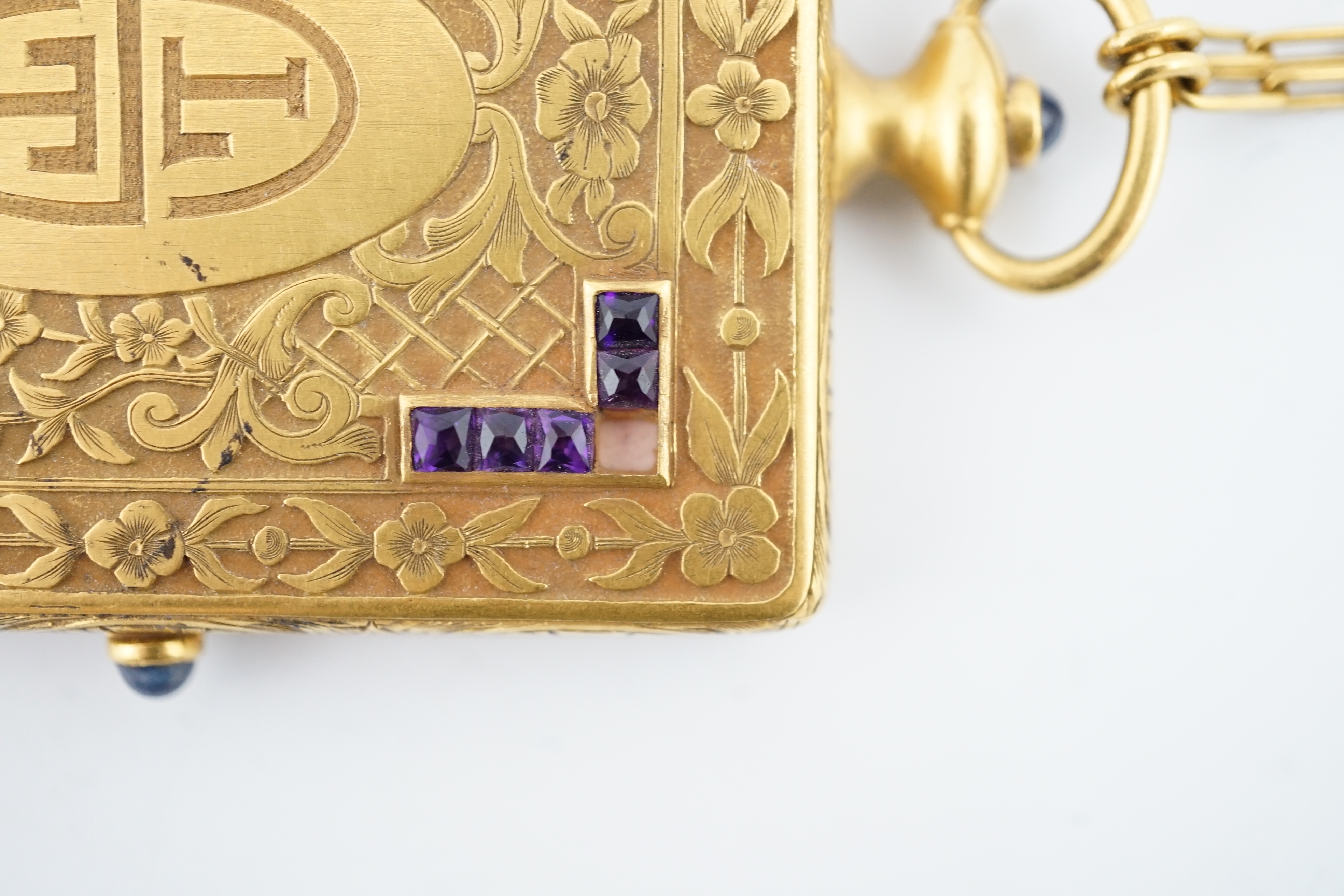 An early to mid 20th century continental gold and amethyst cluster set compact